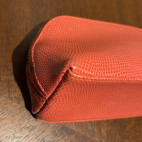 Ralph Lauren   Cosmetic case  Make up bag  triangular  leather coral orange NWOT - Picture 8 of 13